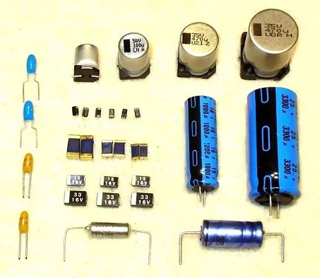 固定電容器和可變電容器主要的類型有多少種？