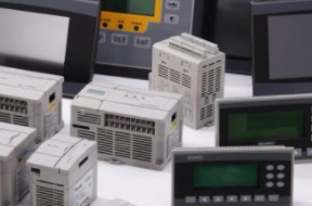 如何使用機(jī)器可編程自動(dòng)化控制器，操作步驟有哪些？