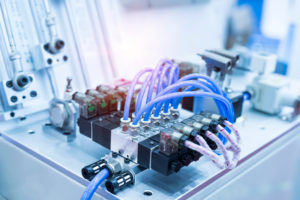 氣動(dòng)執(zhí)行器與液壓執(zhí)行器相互疊加的性能優(yōu)缺點(diǎn)(圖1) 氣動(dòng)執(zhí)行器與液壓執(zhí)行器相互疊加的性能優(yōu)缺點(diǎn)(圖1)